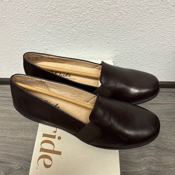 LifeStride Isabelle Wedge Slip-On In Dark Chocolate (WIDE) - Picture 4 of 6